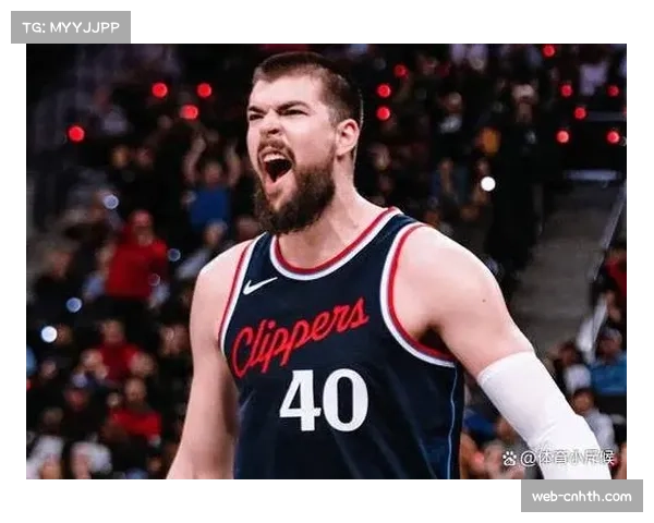 快船再次出手引援：班顿10天短合同加盟G联赛场均24+6+4